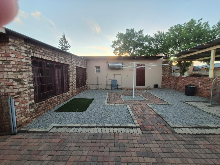2 Bedroom Property for Sale in Collerville North West